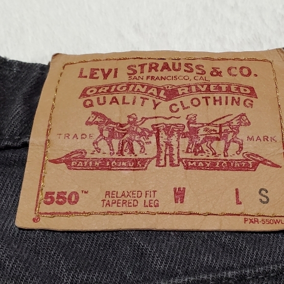 VINTAGE Levi's 550 Red Tab Black Stone Wash Relaxed Tapered High Rise Jeans 6 - Picture 13 of 13
